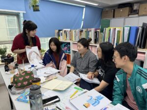 賽車場上的敘事、繪畫、掌聲、笑和淚